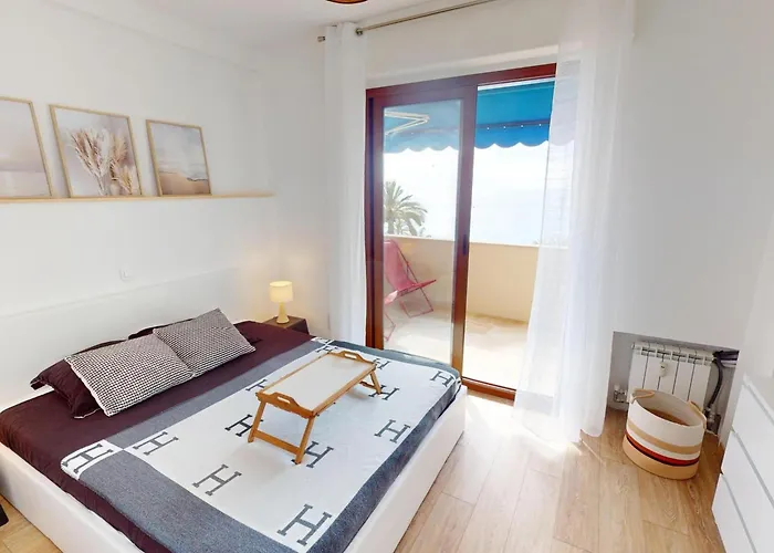 Superbe 4p Renove Climatise Avec Terrasse Proche Et Centre - Fr-1-196-359 * Menton